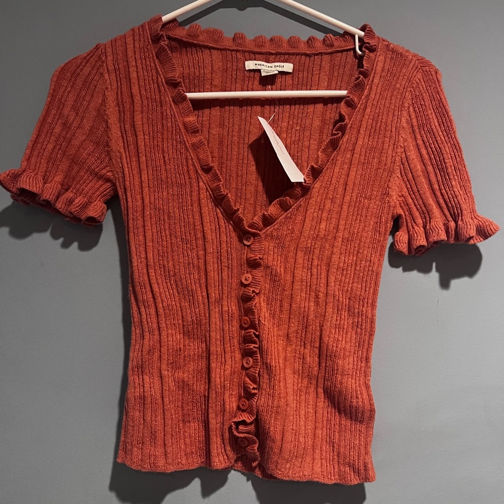 NWT American Eagle Burnt orange colored short-sleeve button up sweater *XS